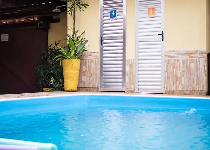 Casa c/ piscina próx. Praia Grande,Tenório Ubatuba